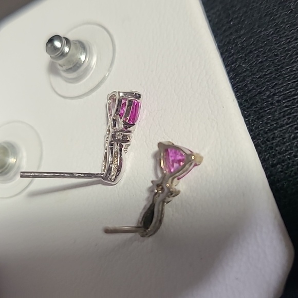 Fred Meyer Jewlers Pink Earrings - Picture 10 of 13